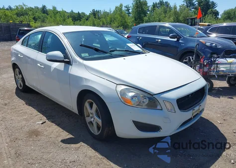 2012 Volvo S60 T5 from USA, damaged, VIN YV1622FSXC2038492
